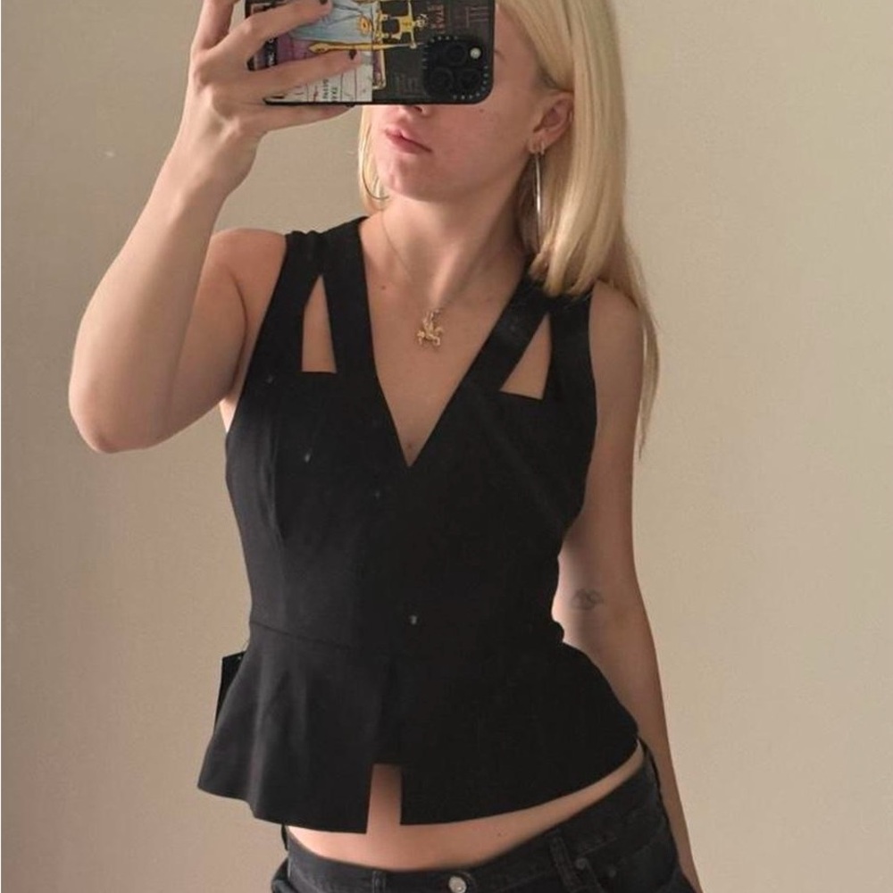 BCBG Maxazria “Hailee” Top NEW size medium